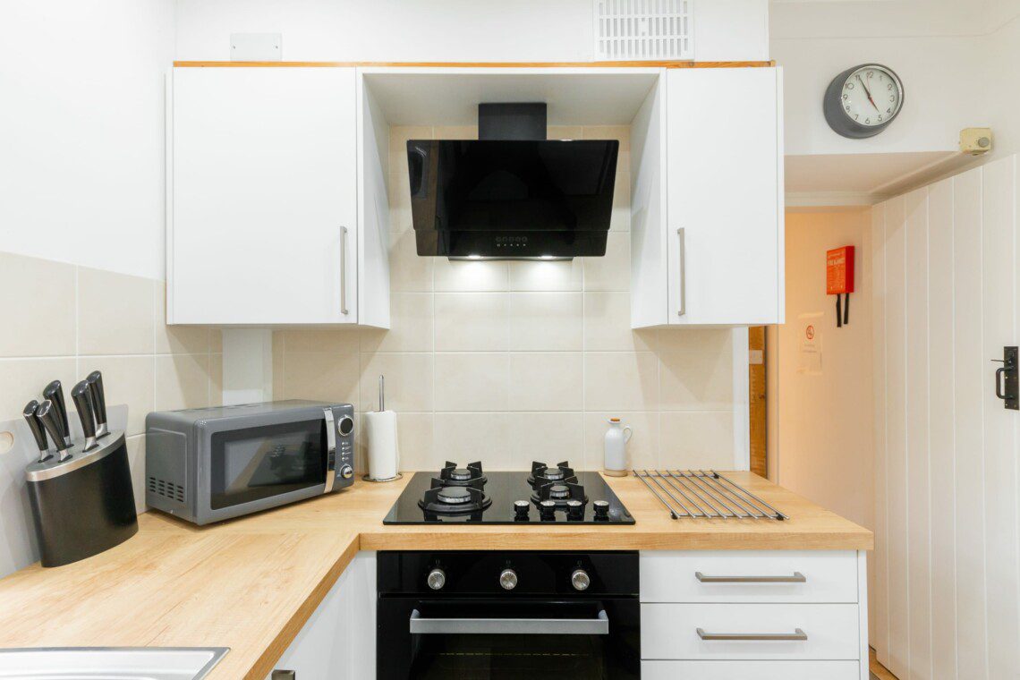 Fully equipped kitchen