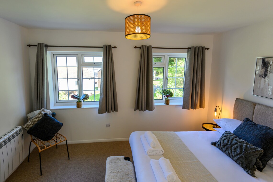 2nd double bedroom