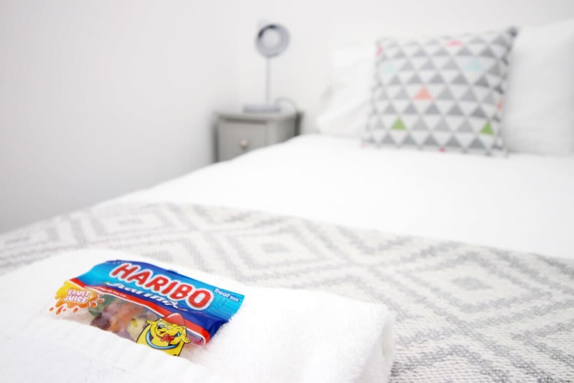 Clean bed linen and towels provided