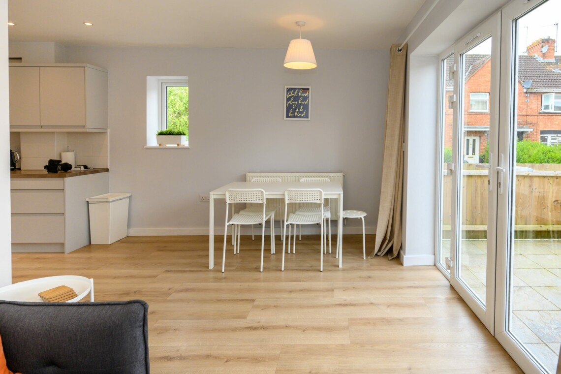 Light and relaxing dining Area