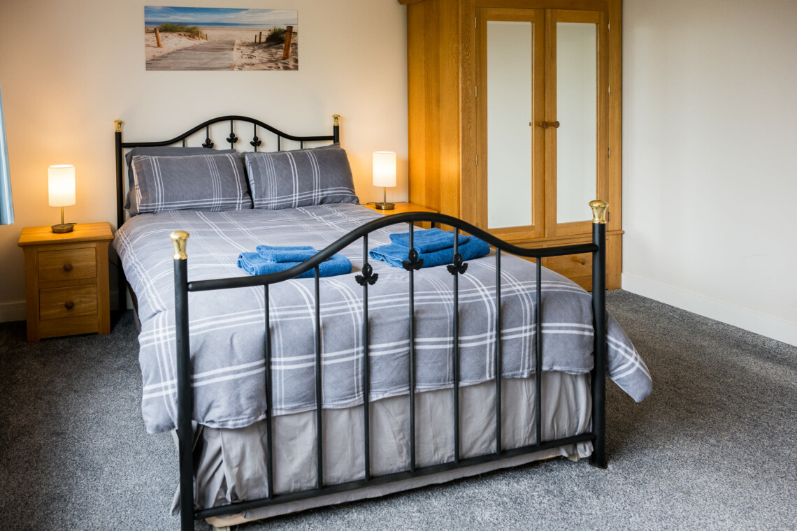 Master bedroom with sea views and en-suite
