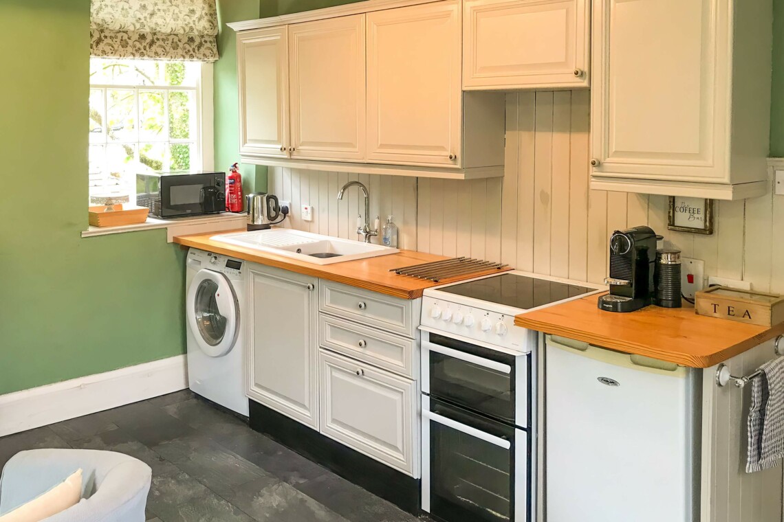 Well equipped kitchen