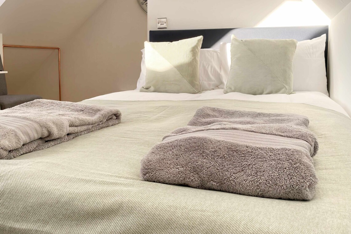 Hotel quality towels & bedding