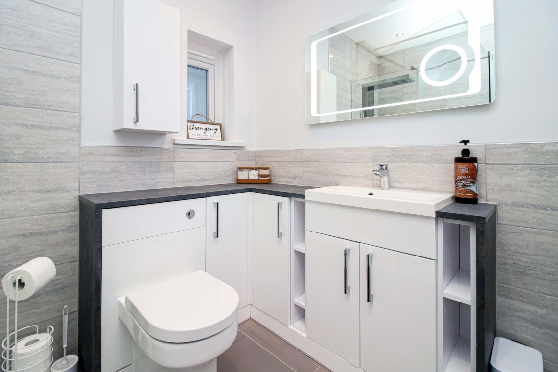 Modern bright bathroom