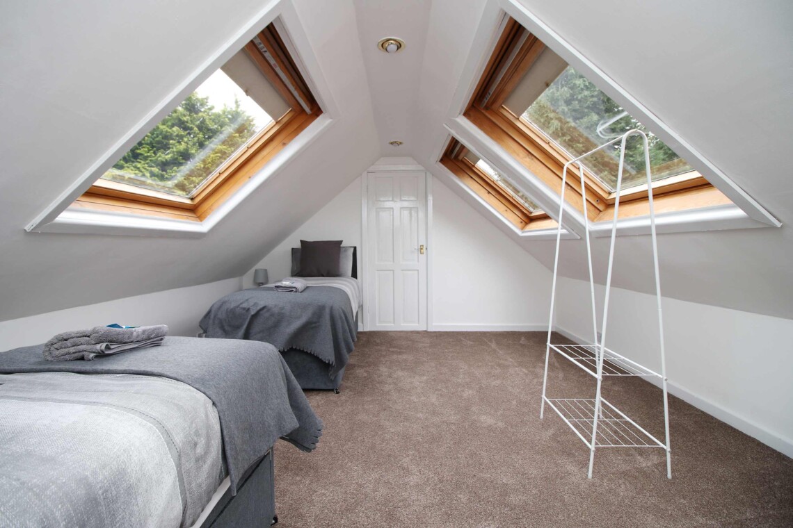 2 single beds in the dormer space