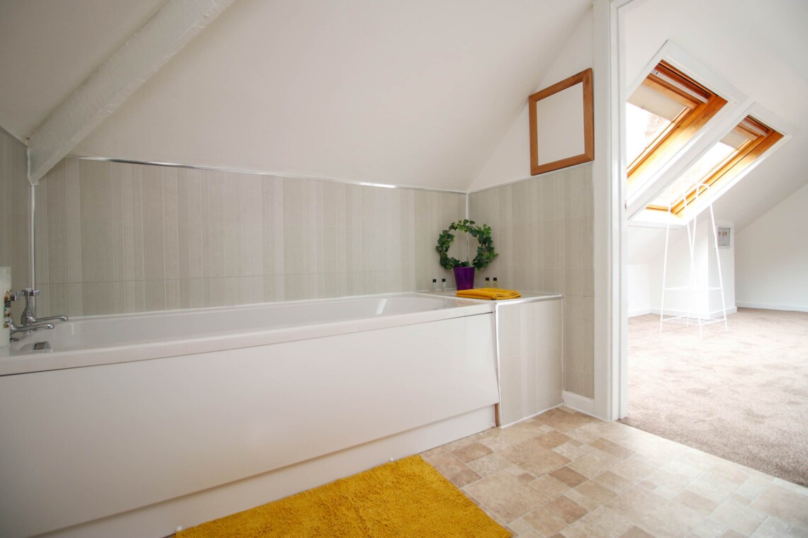 En-suite in the dormer bedroom