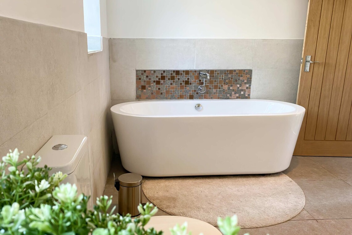 Large Bath to relax in