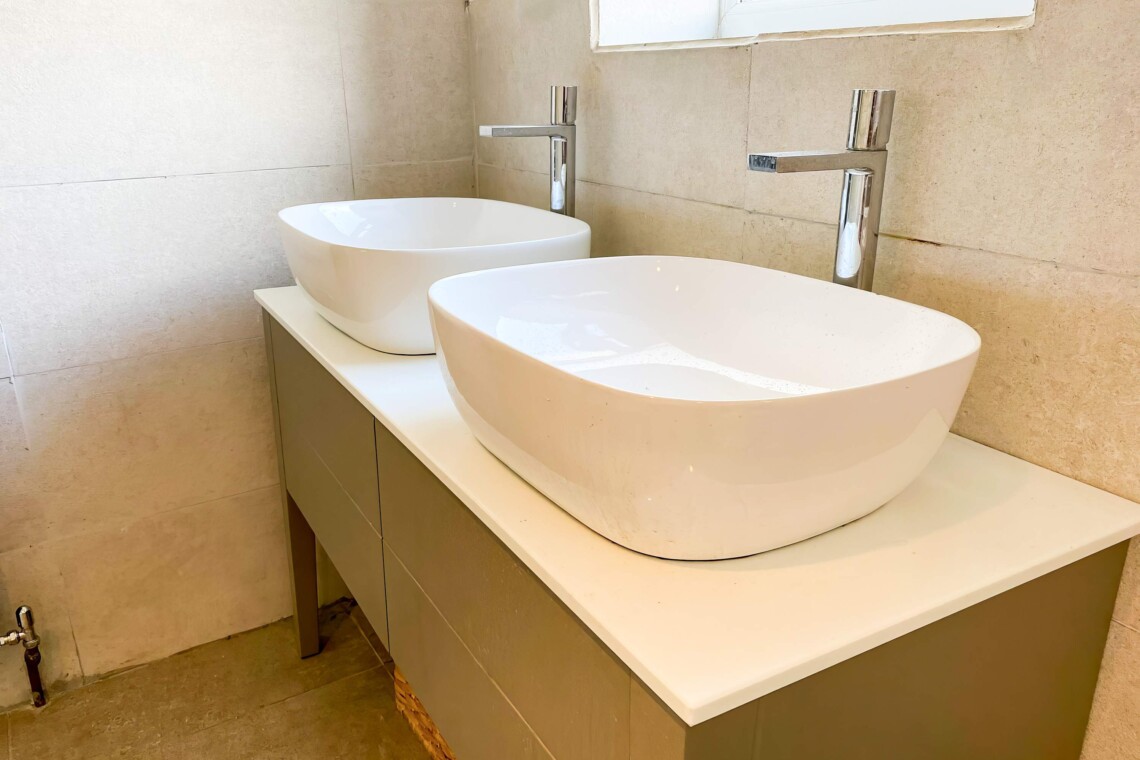 Twin moden sinks