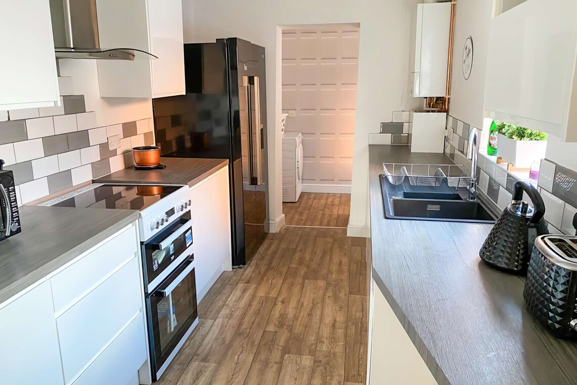 Fully equipped kitchen
