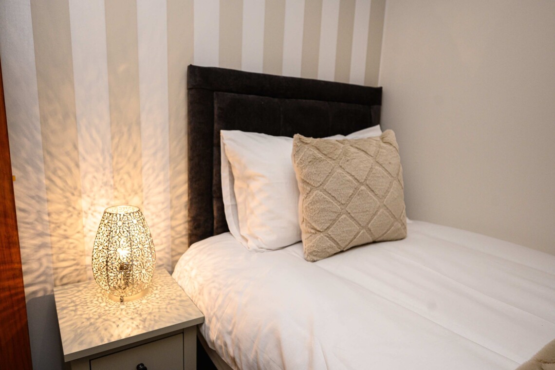 Single bedroom