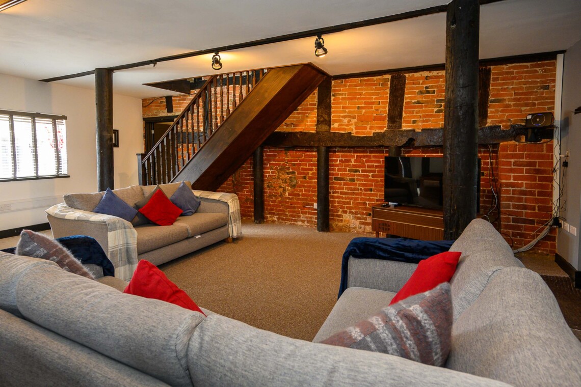 Open plan living room with Smart TV 
