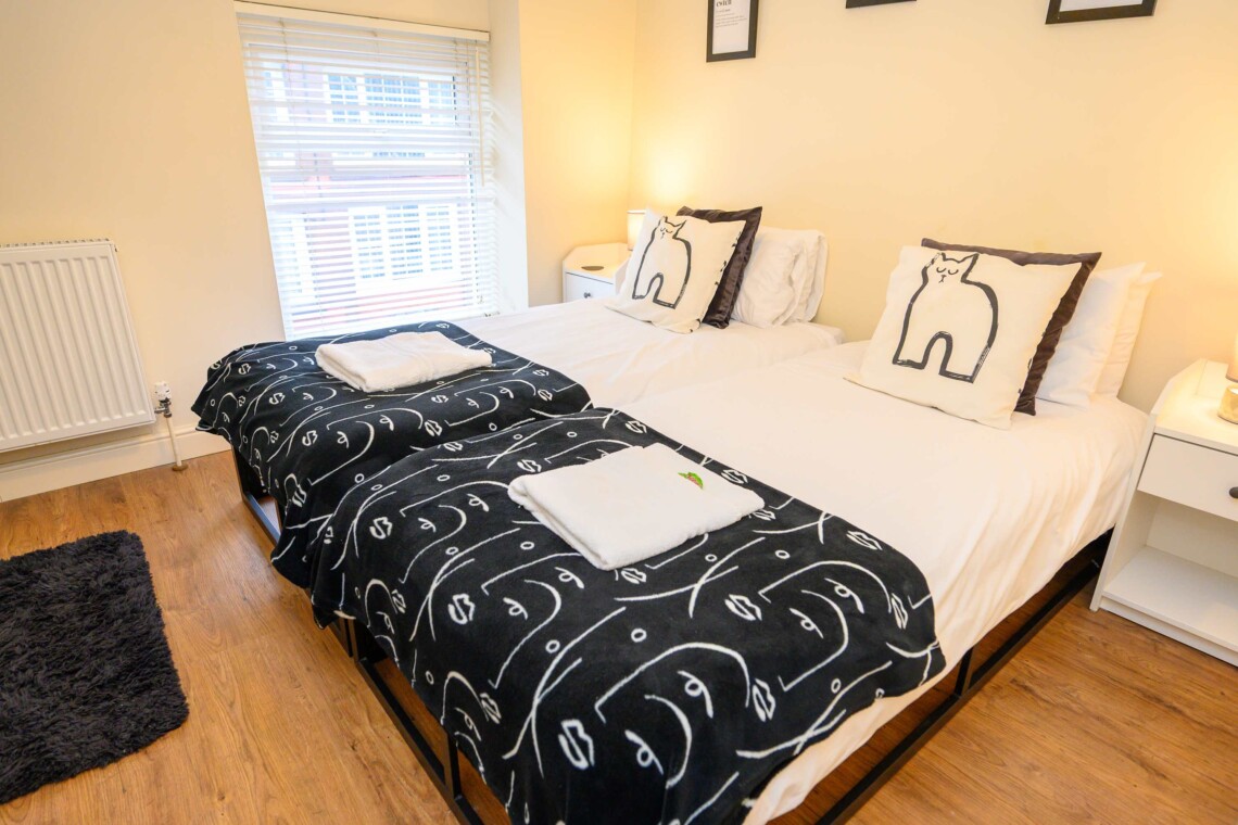 High quality linen throughout