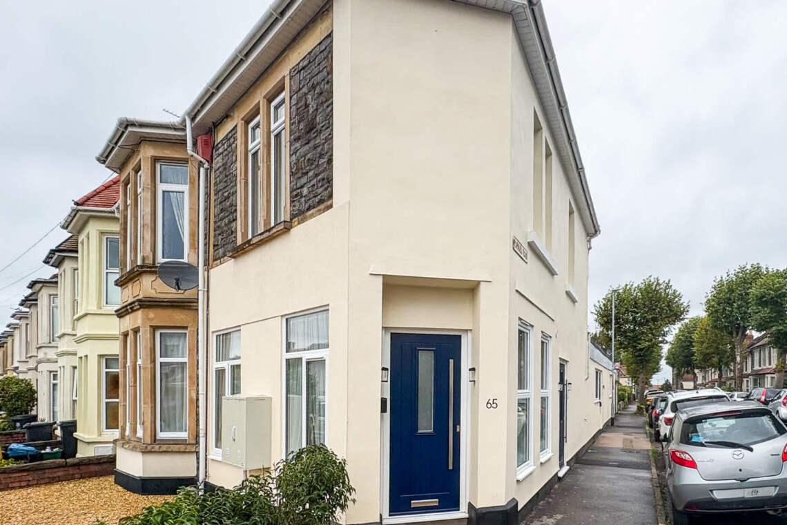 Entrance and with on street parking