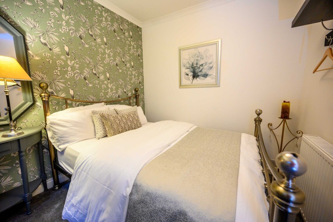 Comftable double bed