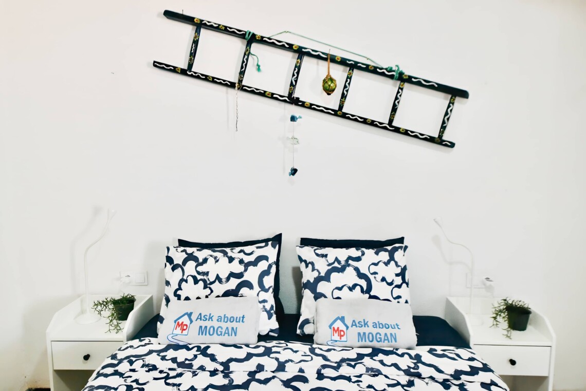 Double bed can be changed to two singles