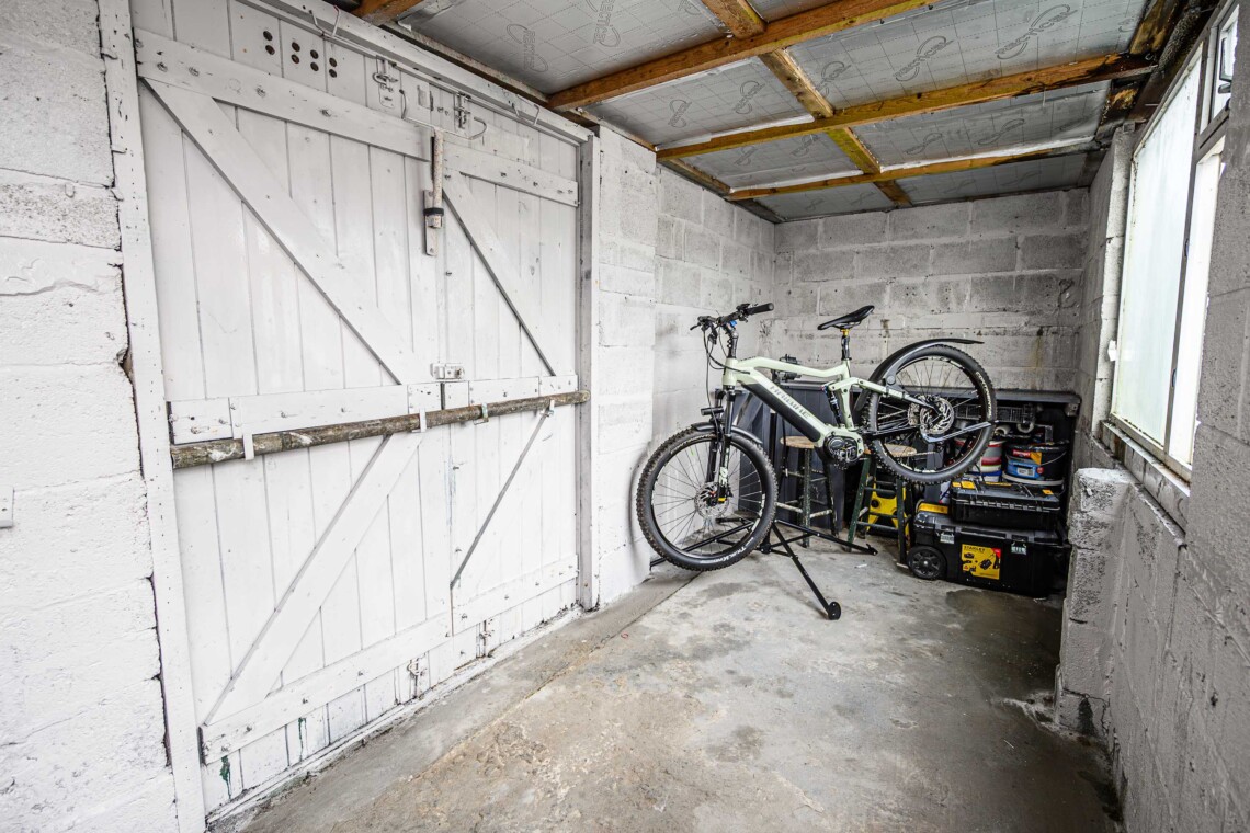 Storage space for mountain bikes