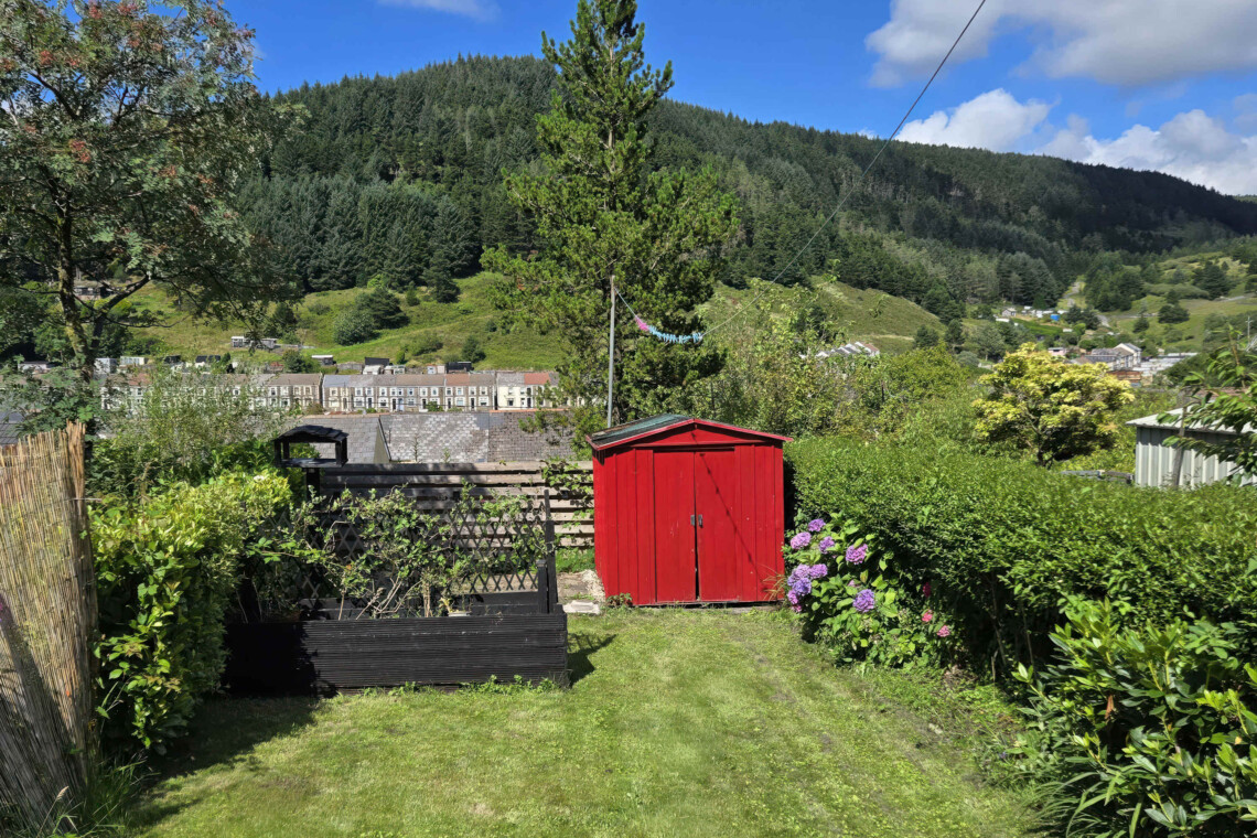Garden with stunning views