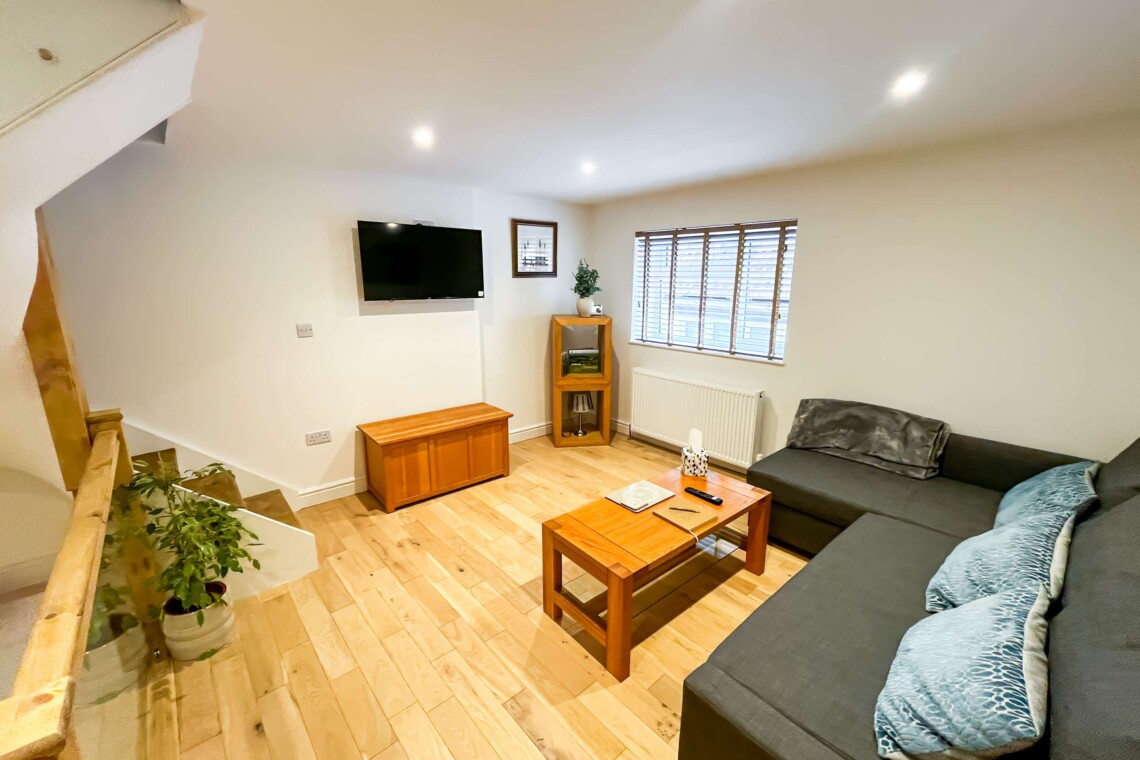 Lounge with smart Tv