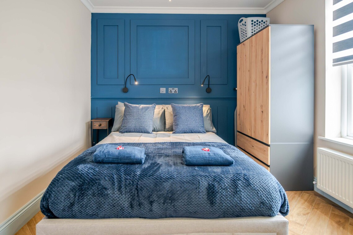 Double bed, offering a comfortable and restful retreat.