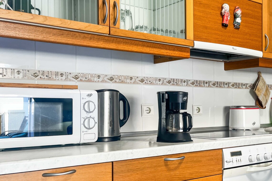 Well-equipped kitchen 