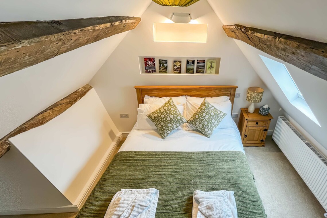 Sleep under the wooden eves