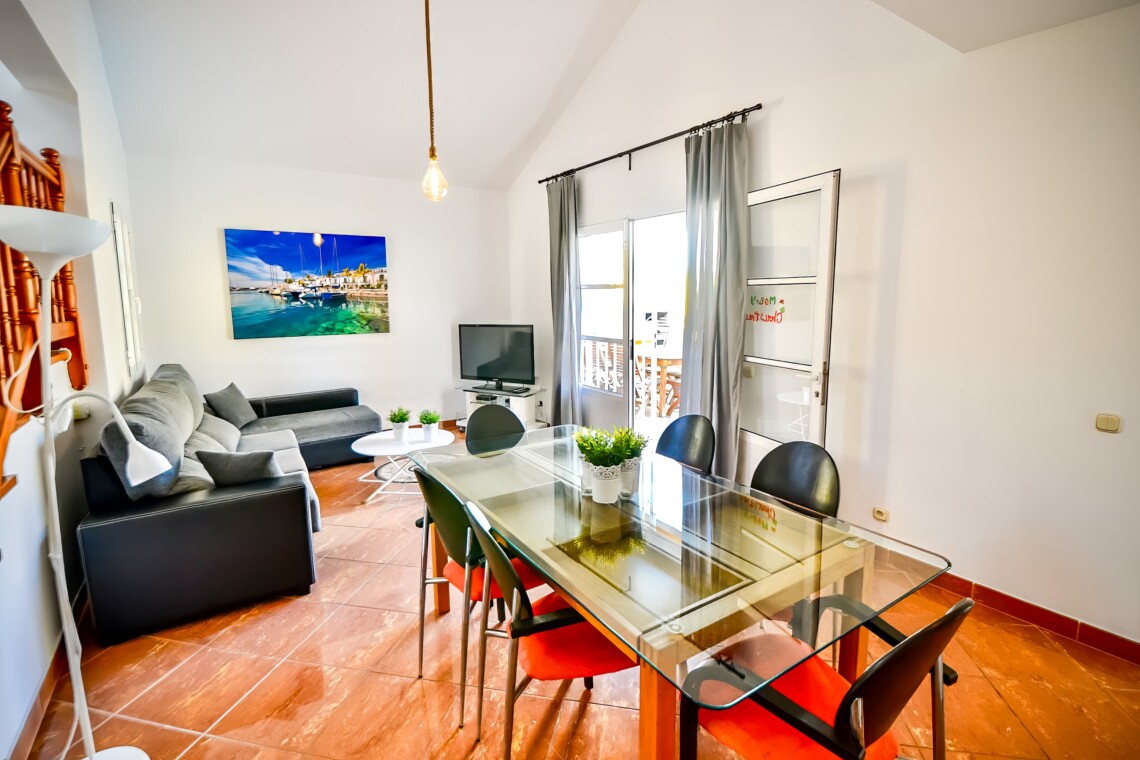 Living & dining area