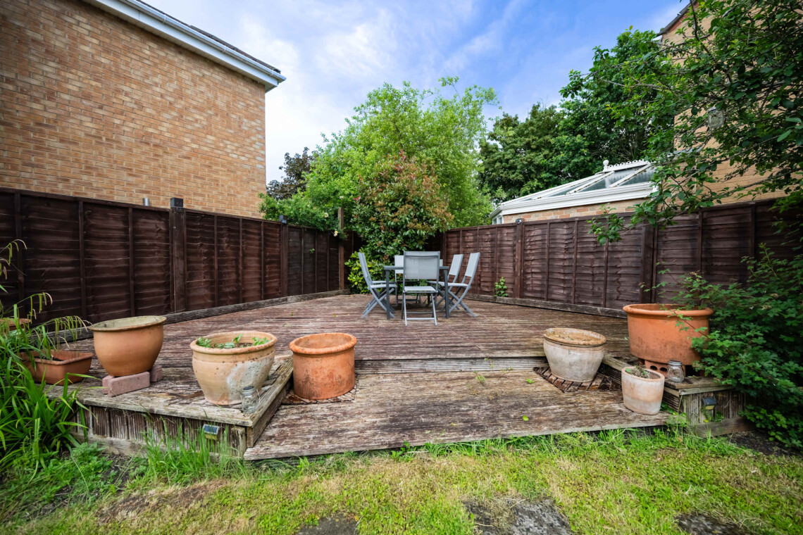 Decking area with table and chairs
