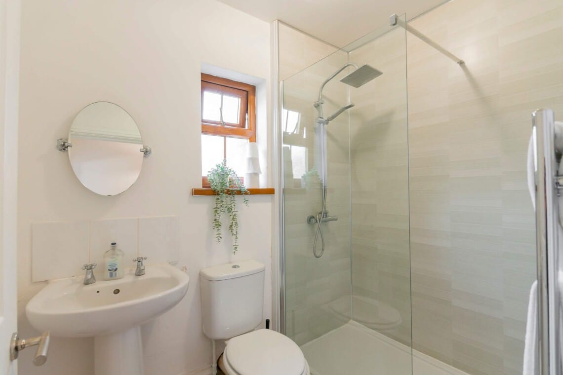 Large shower room
